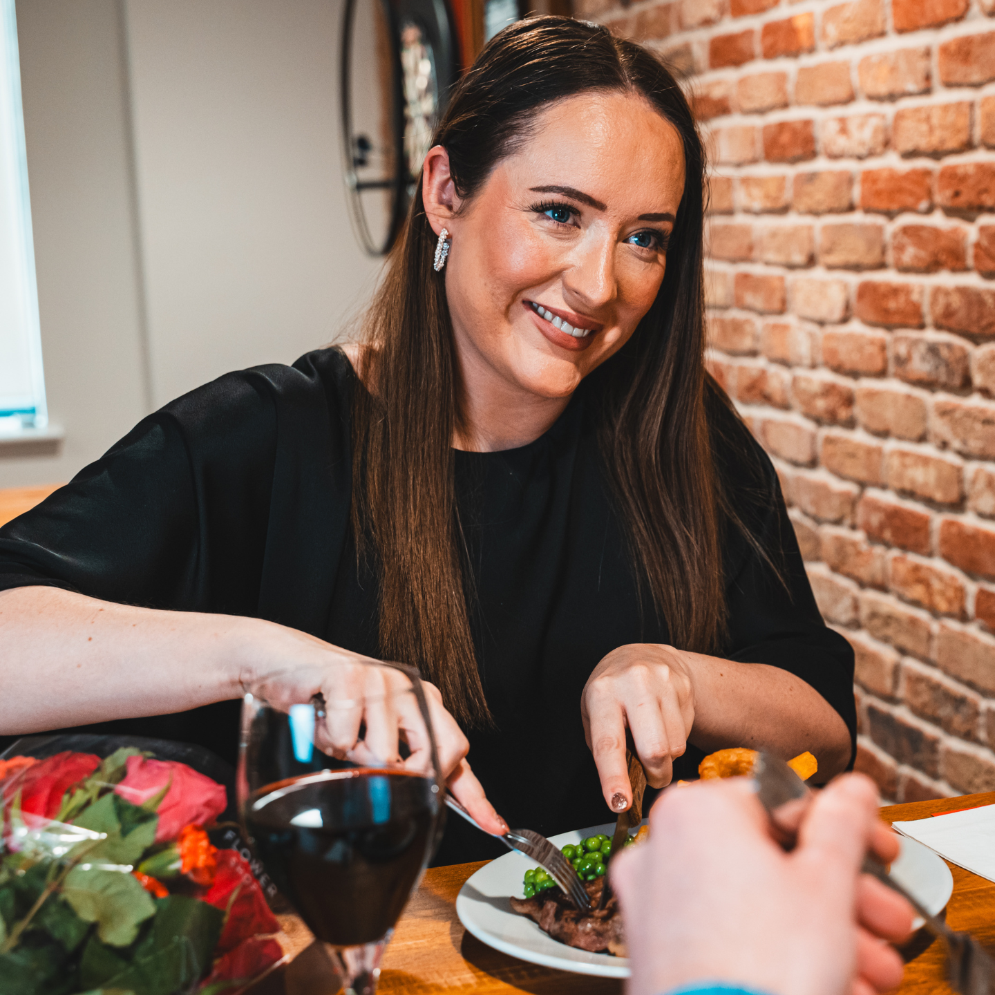 Valentine’s Weekend Dining & Treat Menu at The Potters Bar in Stoke On Trent